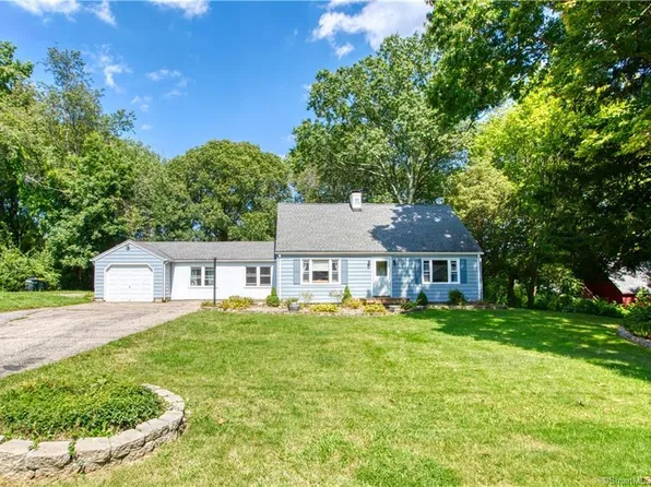 14 Birchwood Drive, Ansonia, CT 06401