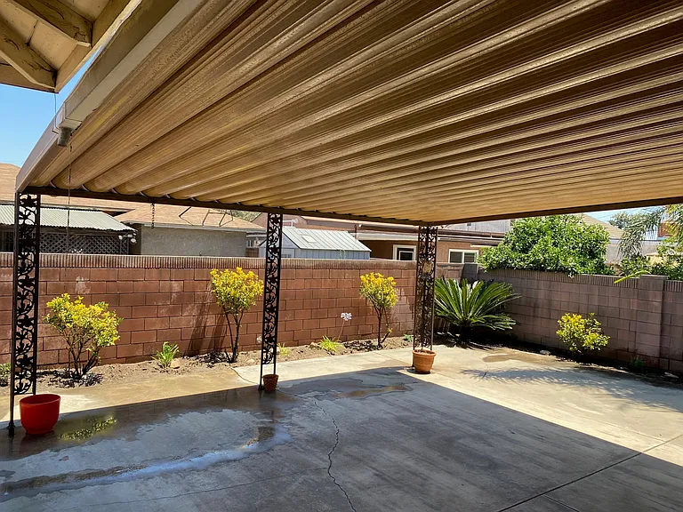 Covered Patio - Backyard