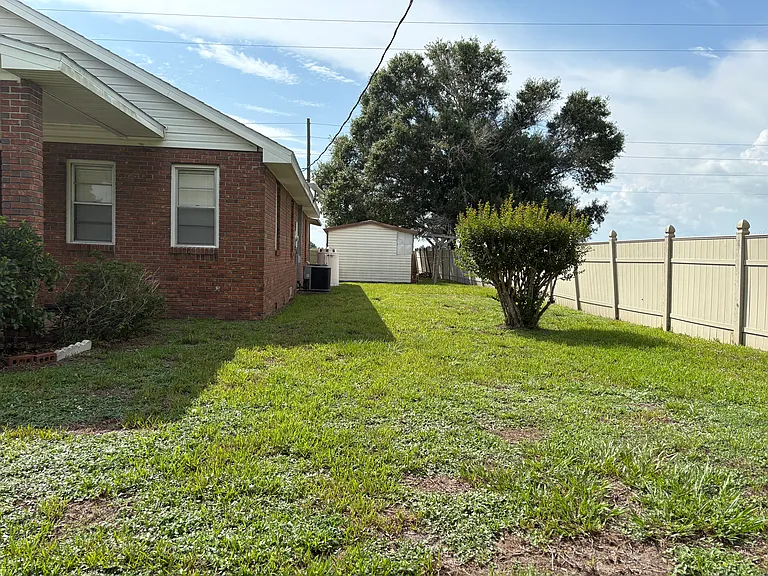 6548 SW Allison St — Photo 8