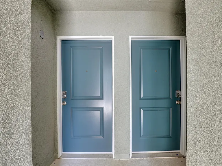 811 Buena Vis #9 — Photo 12