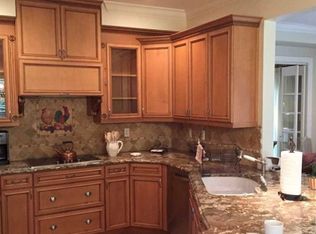 179 Brewster Rd #179, Wyckoff, NJ 07481