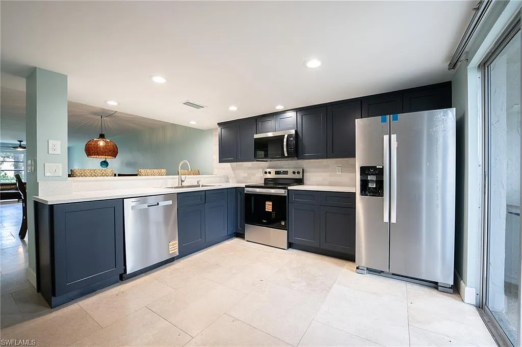 2 bed, 2.0 bath, 1246 sqft, $1,850 — Photo 4