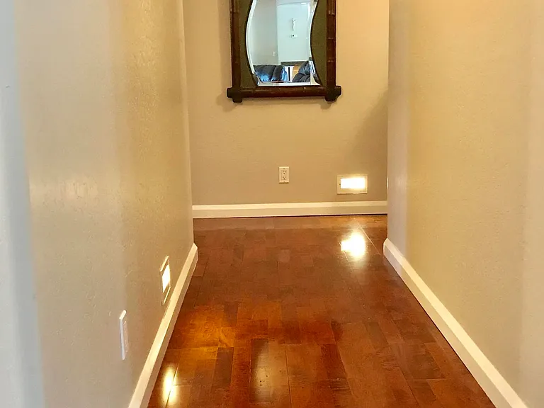 185 E Cercado Ln — Photo 31