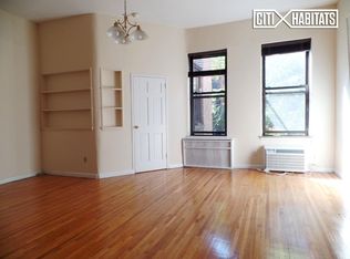 40 W 75th St APT 3A, New York, NY 10023