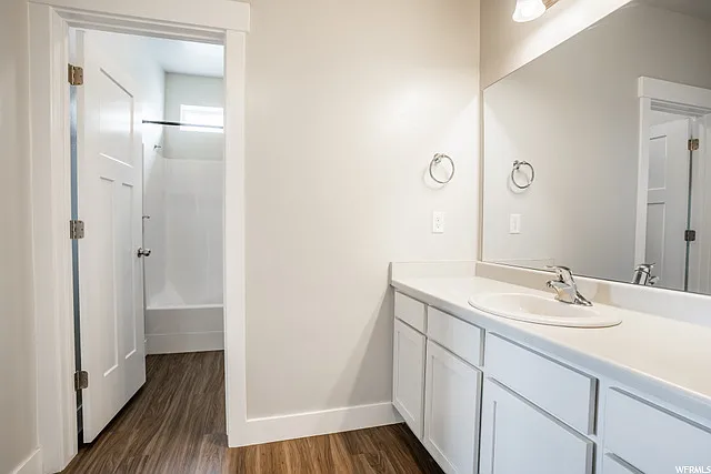 3 bed, 1271 sqft, $1,795 — Photo 4