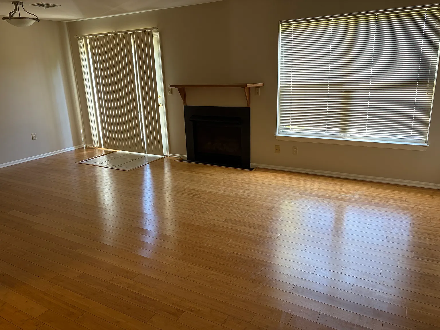 3 bed, 1556 sqft, $2,000 — Photo 4