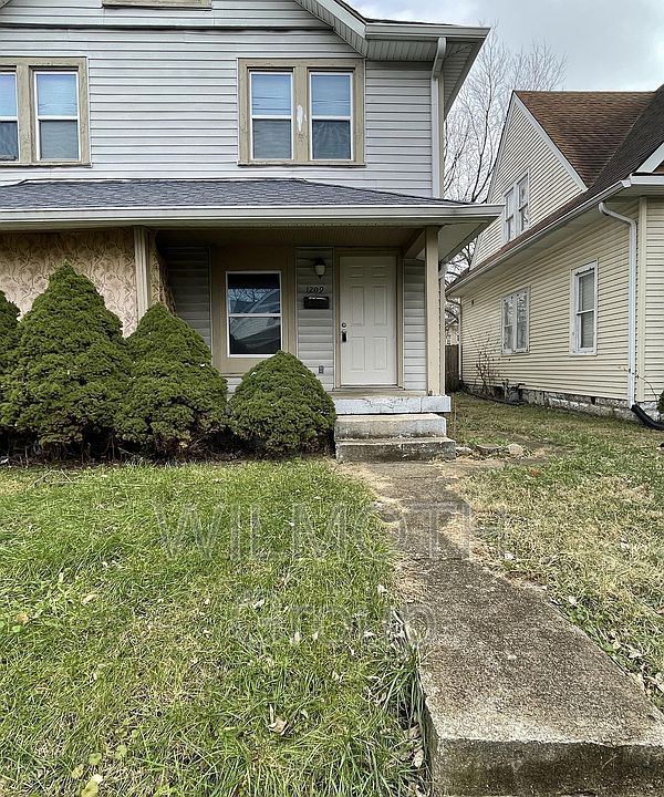 1st image of 1209 N Dearborn St