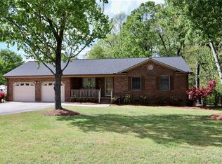1115 W Old Glencoe Rd, Burlington, NC 27217