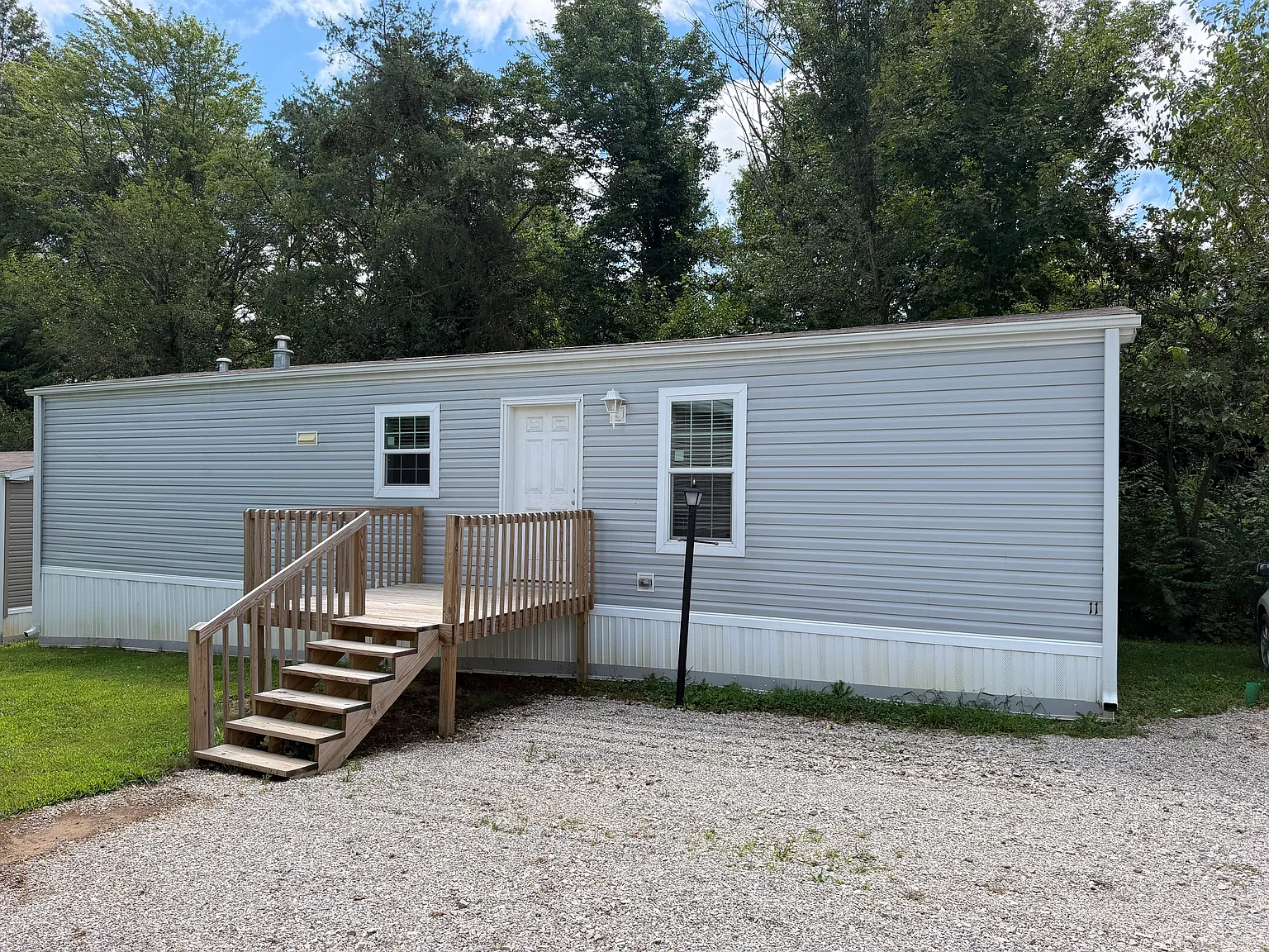 2 bed, 736 sqft, $1,150 — Photo 1