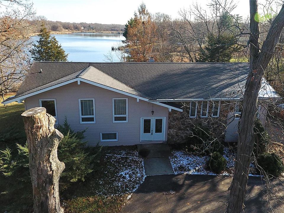 1st image of 609 Lakeside Knolls Dr