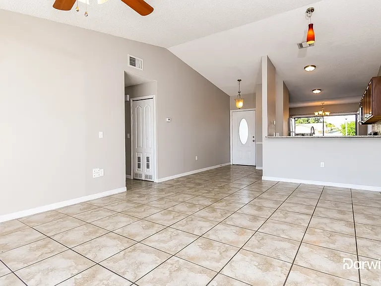 3188 Curry Woods Cir — Photo 5