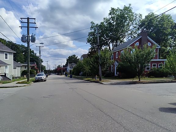 5th image of 1600 Ward Ter