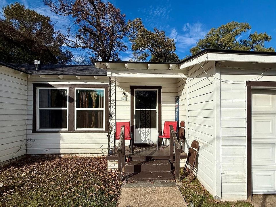 2nd image of 409 Larry Dr