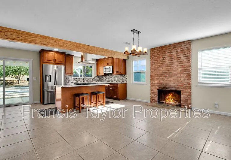 2053 Habero Dr — Photo 9