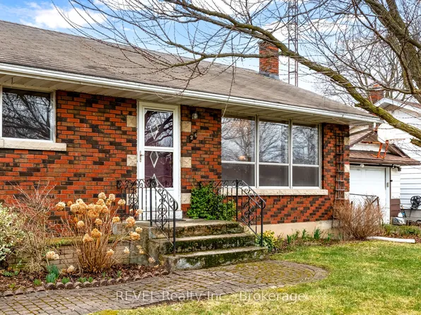 26 McKenzie St, Saint Catharines, ON L2M 2N1