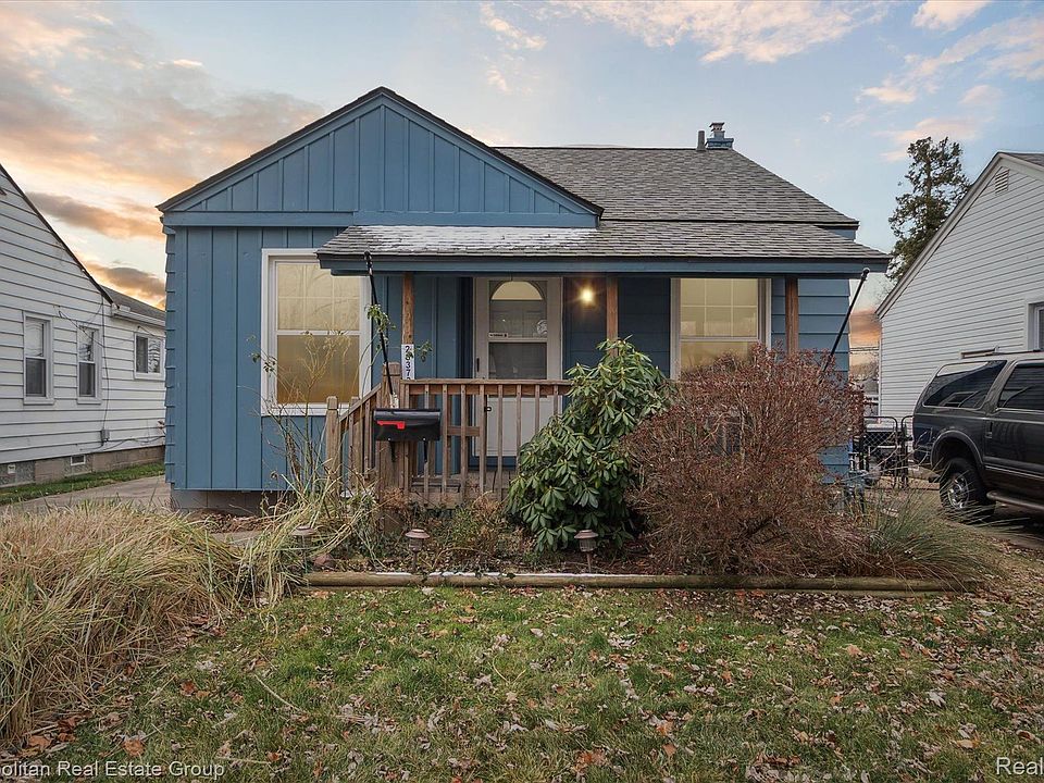 1st image of 26373 Pennie St