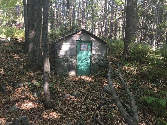 5th image of 140 Amantea Ln