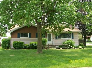 6111 Delores Blvd, Brookpark, OH 44142