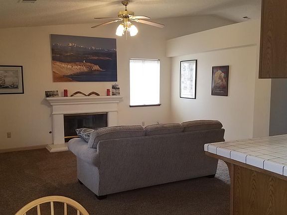 4th image of 790 Wildwood Dr