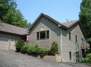 1612 Vineyard Ln, Spring Grove, IL 60081