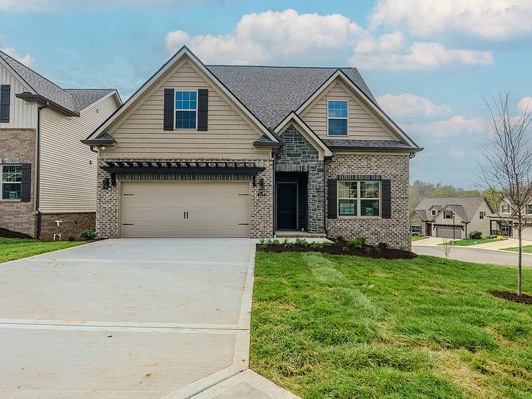 2931 Snow Pond Rd — Photo 2