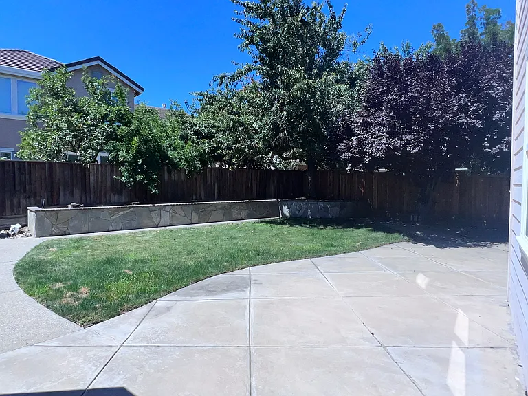 132 Shea Ct — Photo 37