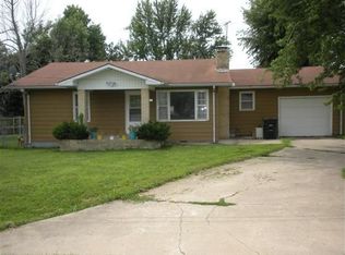 424 W Gordon St, Bolivar, MO 65613