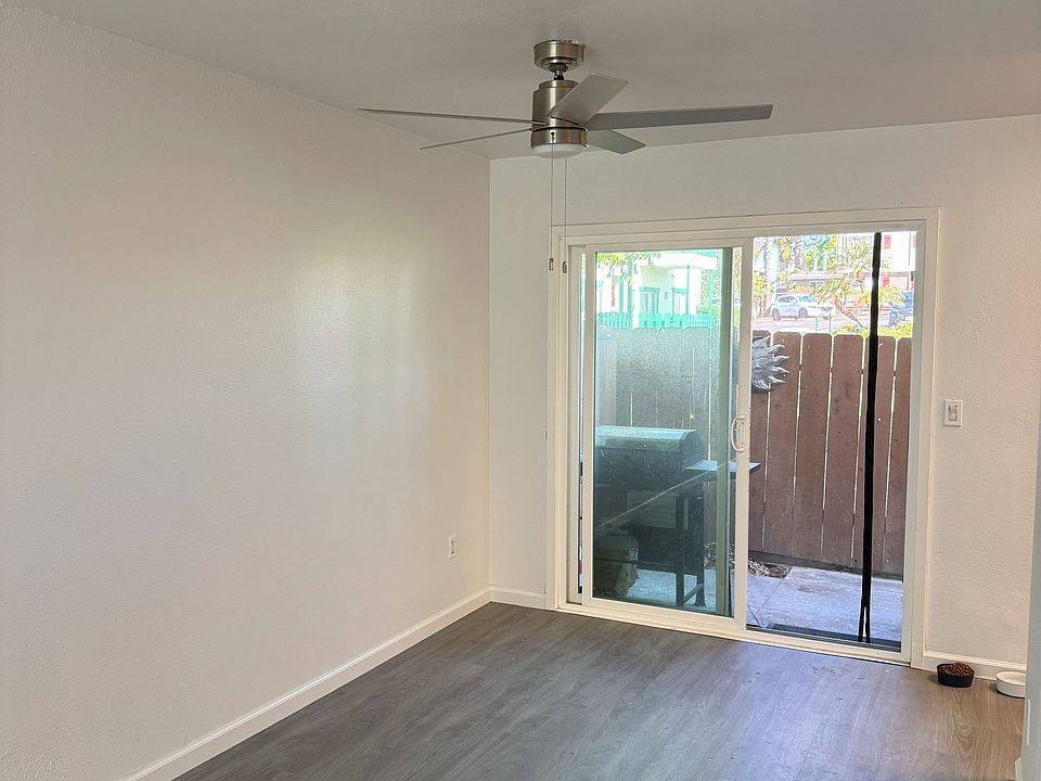 Dinning area and sliding door to back yard.