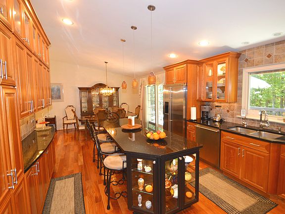 2nd image of 6656 Newchandler Ct