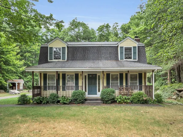 6 Stonewood Lane, Hudson, NH 03051