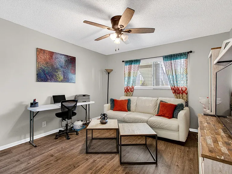 5550 Witney Dr #209 — Photo 37