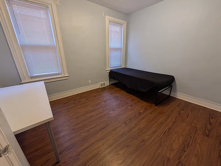 2nd Bedroom B