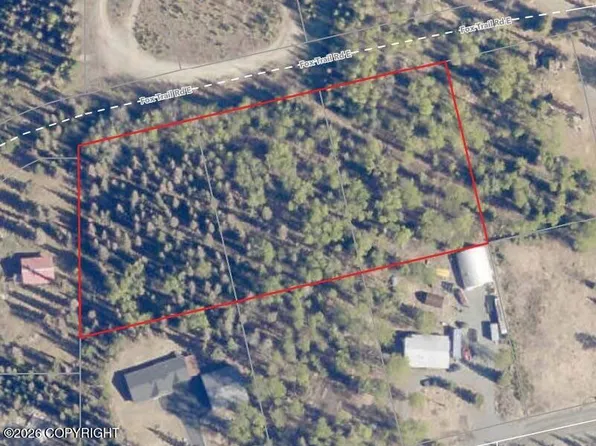 39495 Fox Trail Rd E, Soldotna, AK 99669