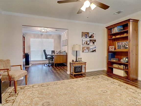 5th image of 1224 Berkley Dr