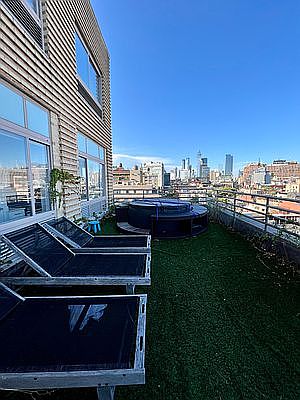 5th image of 756 Washington St APT 10B