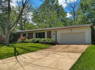 951 Salem Way, Ballwin, MO 63021