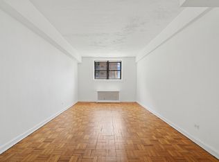 20-29 Seagirt Blvd #DD, Far Rockaway, NY 11691