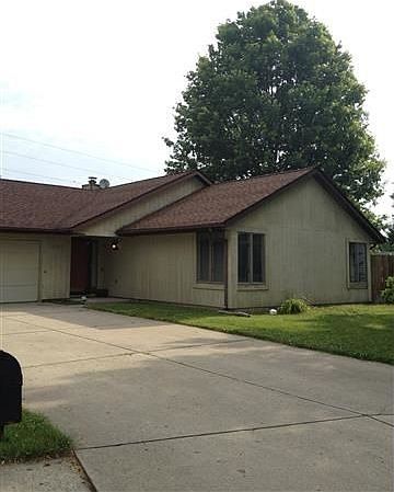 1st image of 3001 Jamestown Cir