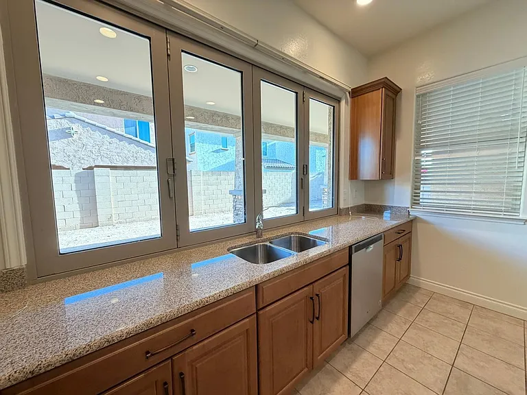 9541 E Theia Dr — Photo 11