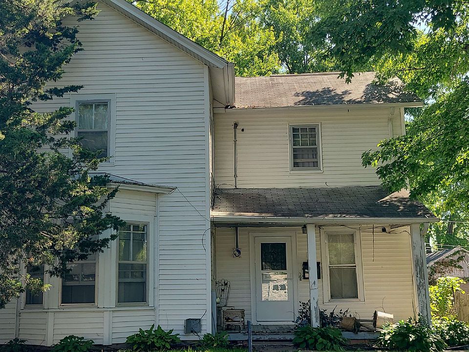 1st image of 409 Munn St