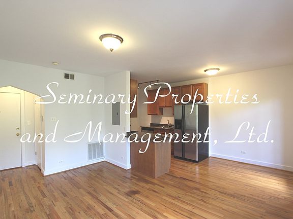 3rd image of 927 W Sunnyside Ave APT 1N