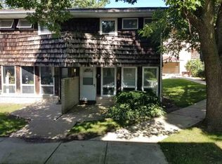 28 S Lakewood Gdns, Madison, WI 53704