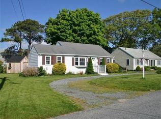121 6th Ave, Hyannis, MA 02601