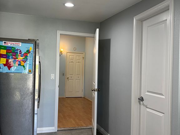 3rd image of 1851 E Walnut Creek Pkwy