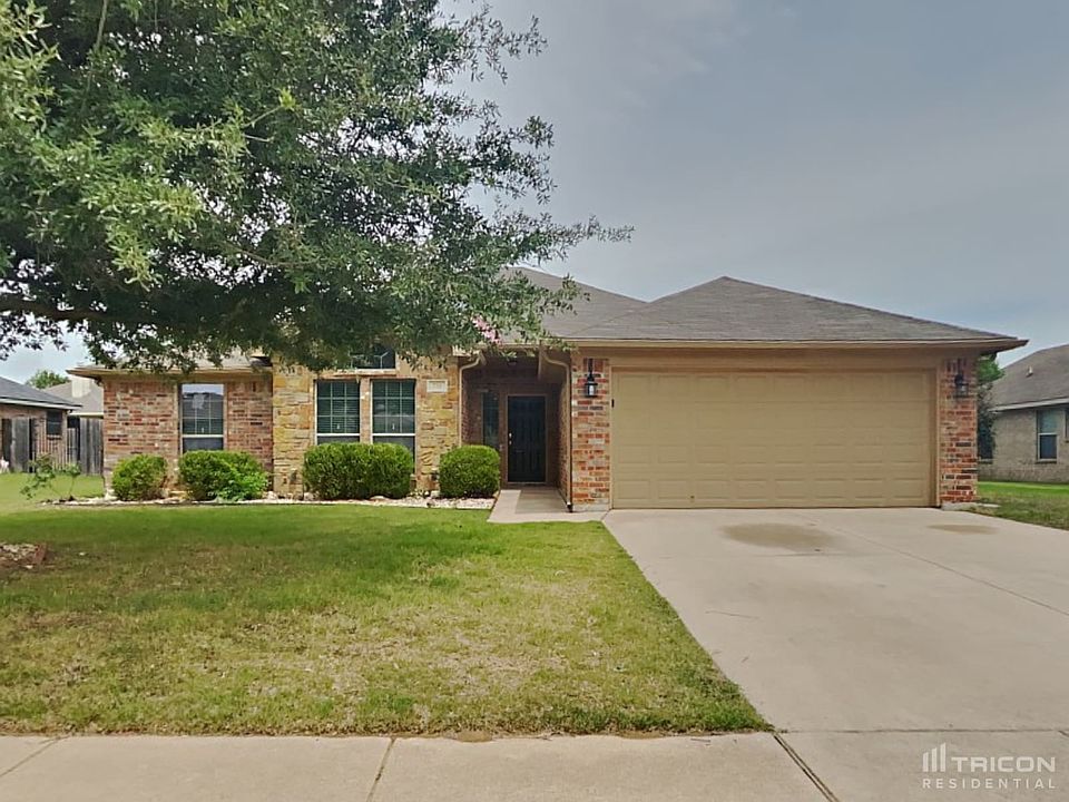 1st image of 735 E Sheila Cir