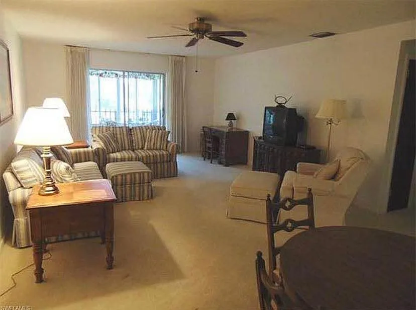 1380 Archer St — Photo 3