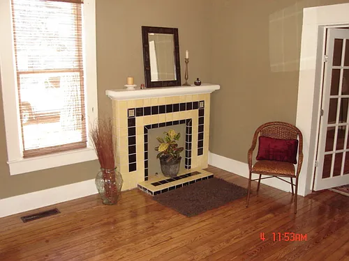 1737 NW 41st St #A Photo 1