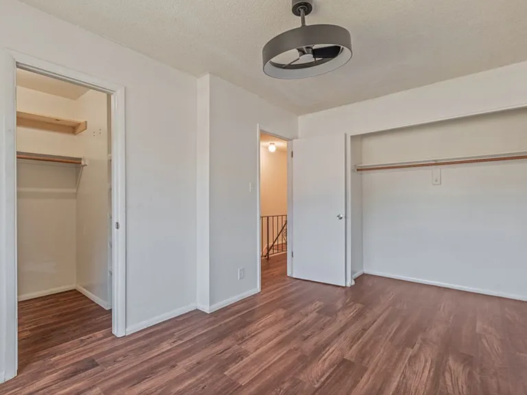3261-3267 Gypsum Rd — Photo 10