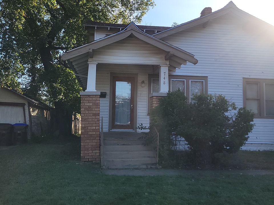 1st image of 748 N Woodrow Ave