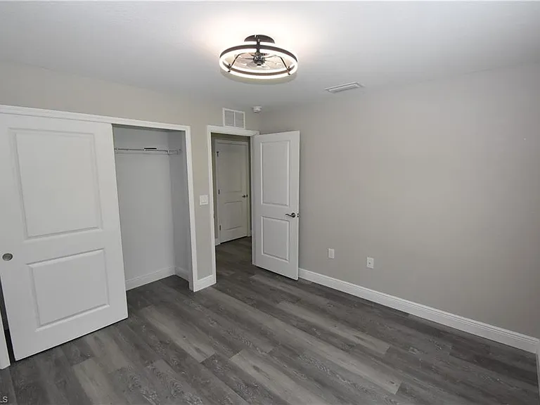23493 Branch Ave — Photo 26